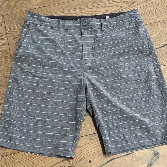 Goodfellow & Co Other - Men’s Gray Pinstriped Shorts Swim Trunks Flat Front Goodfellow Size 26